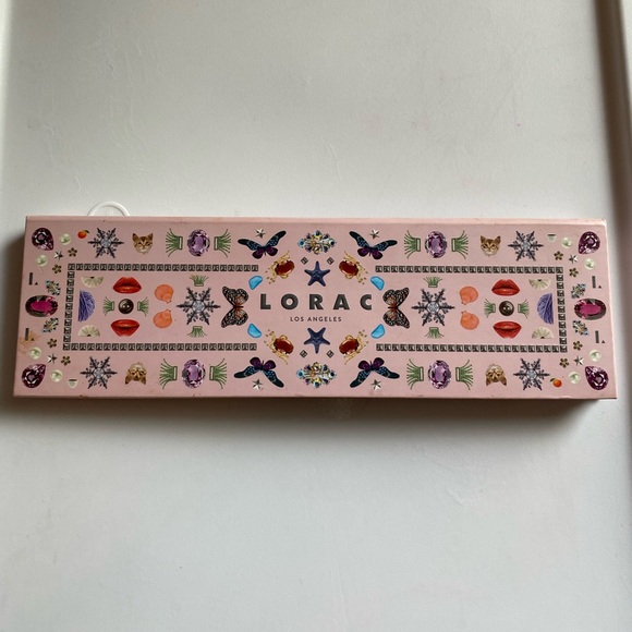 Lorac blush and highlight palette - Picture 6 of 6